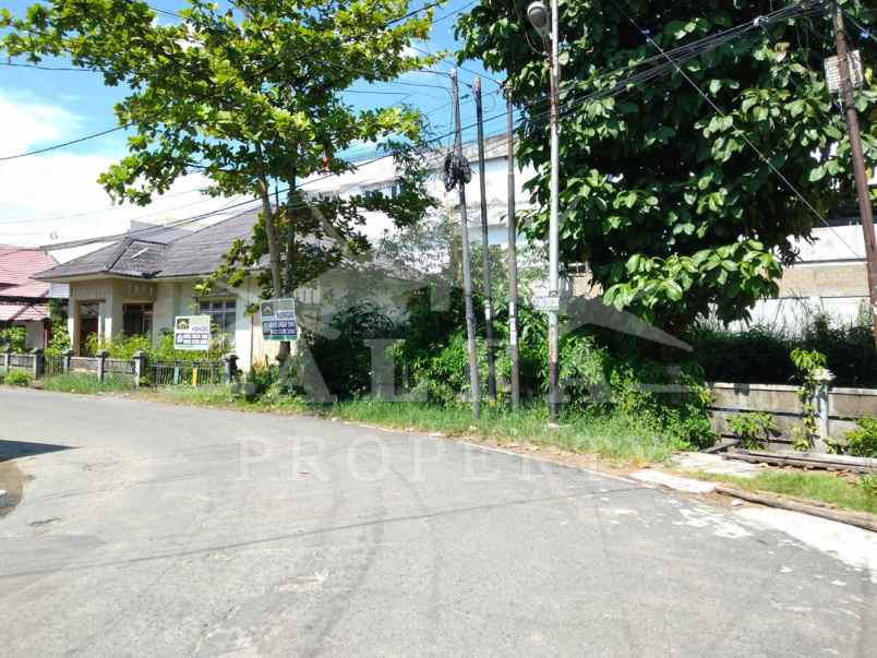 dijual rumah jalan budi karya