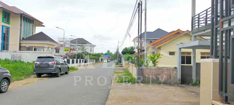 dijual rumah jalan budi karya