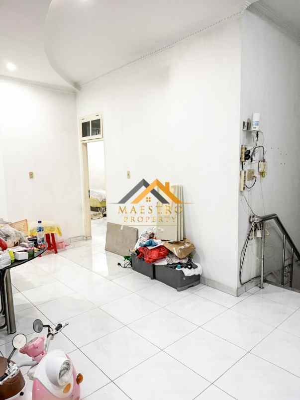 dijual rumah jalan cik ditiro dalam medan