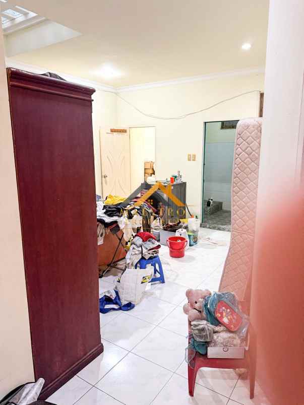 dijual rumah jalan cik ditiro dalam medan