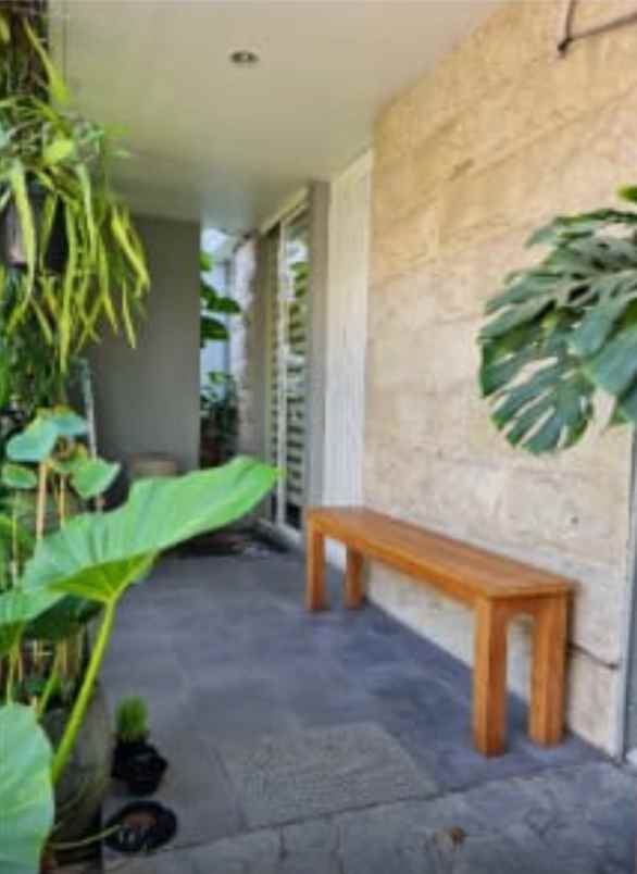 dijual rumah jalan citraland utama