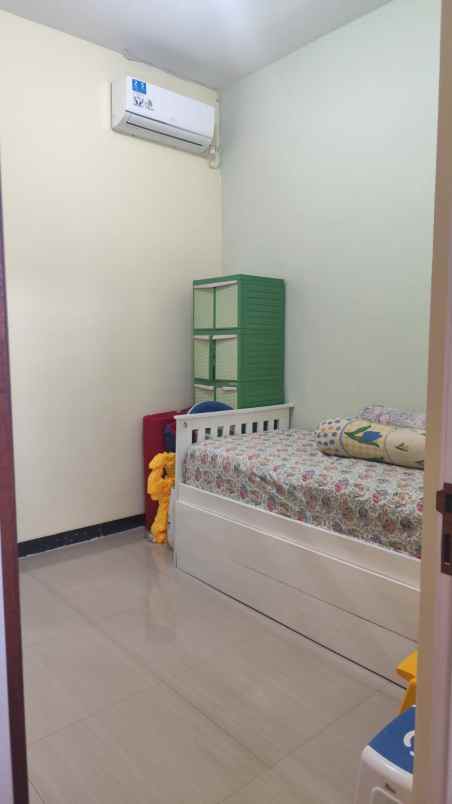 dijual rumah jalan elang raya