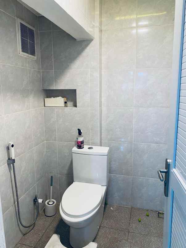 dijual rumah jalan kanguru