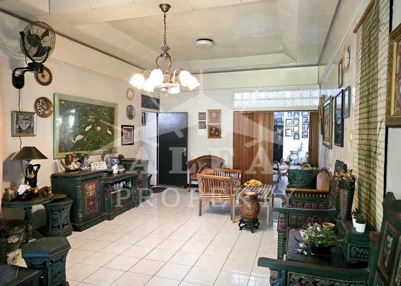 dijual rumah jalan karna sosial