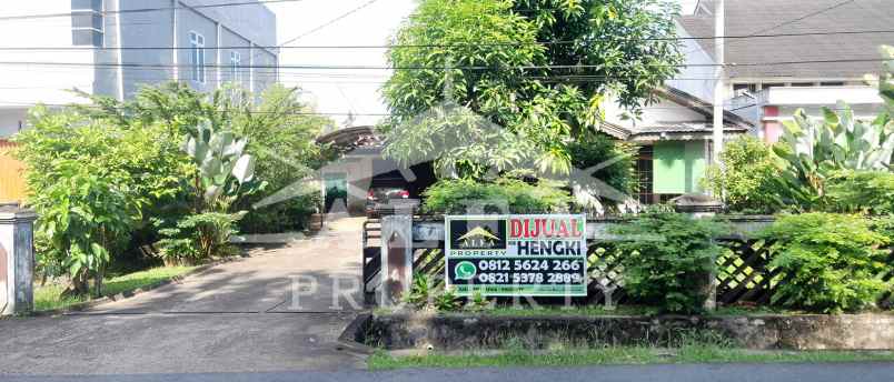 dijual rumah jalan karna sosial