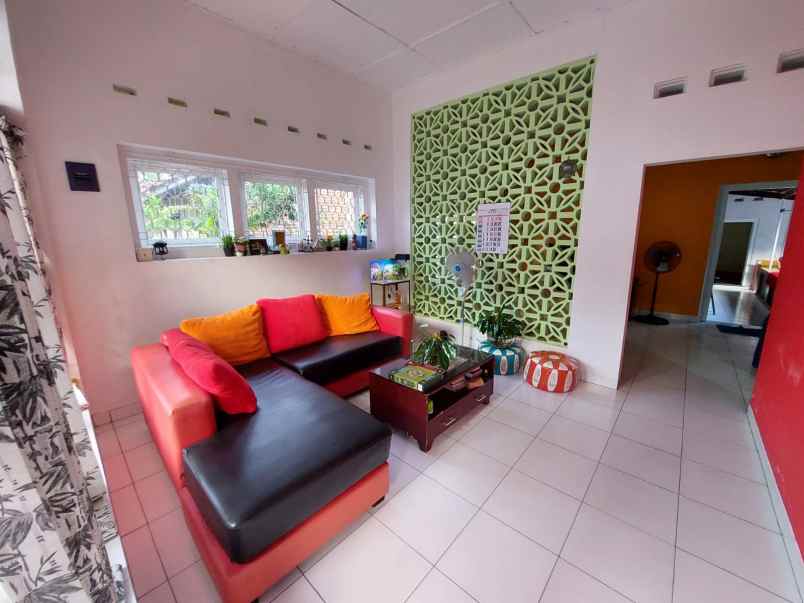 dijual rumah jalan kartini