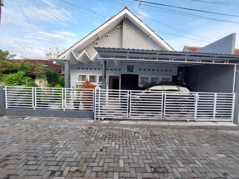 dijual rumah jalan kartini