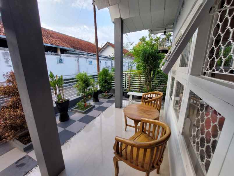 dijual rumah jalan kartini