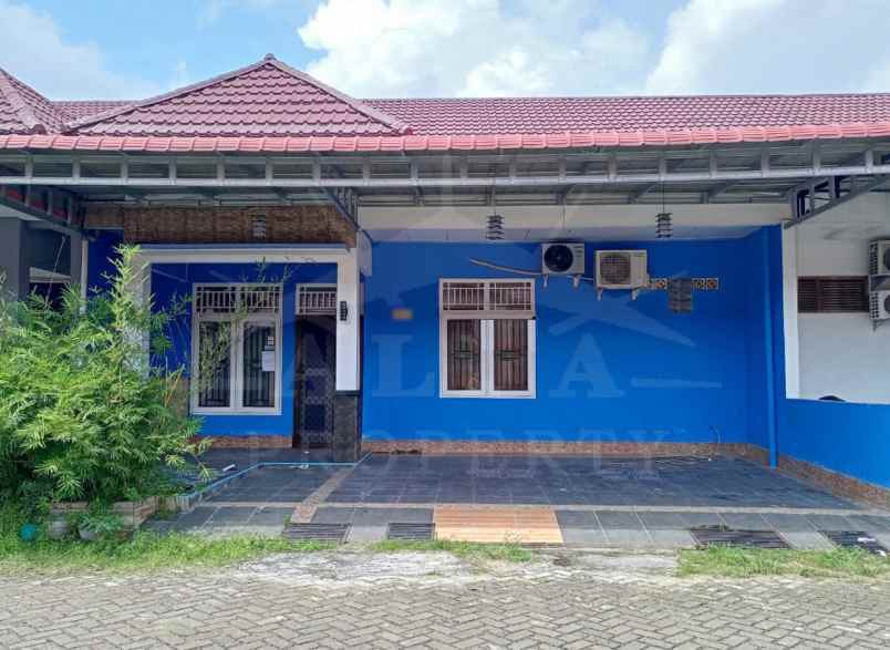 dijual rumah jalan karya baru