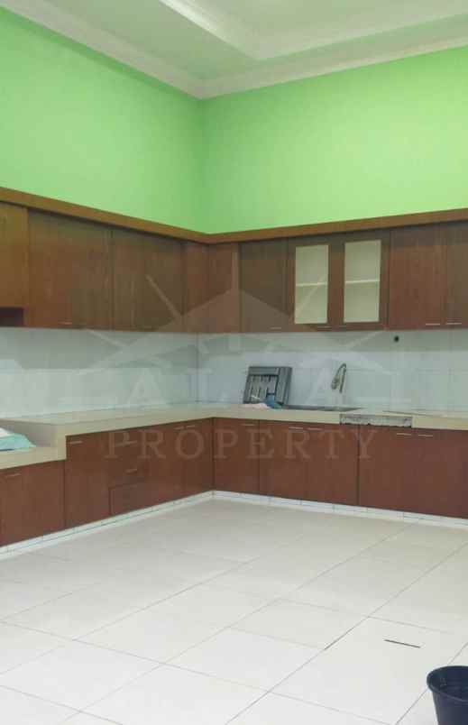 dijual rumah jalan karya baru