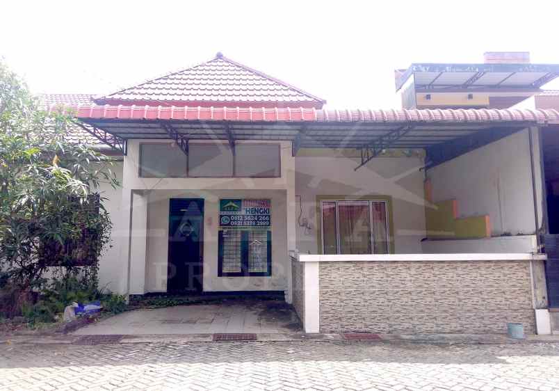 dijual rumah jalan karya baru