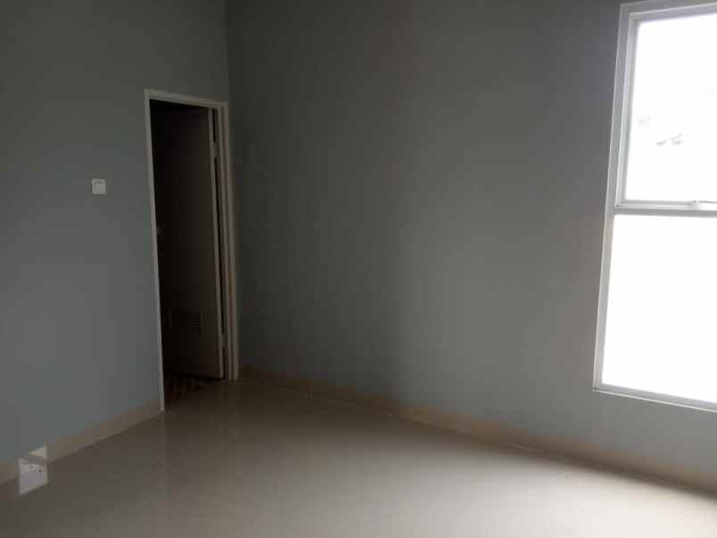 dijual rumah jalan masjid al falah