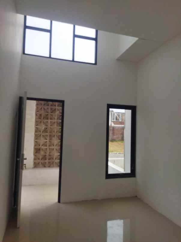 dijual rumah jalan raya bangil pandaan