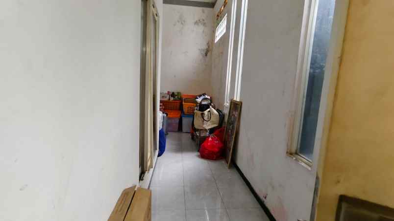 dijual rumah jalan satsui tubun gadang