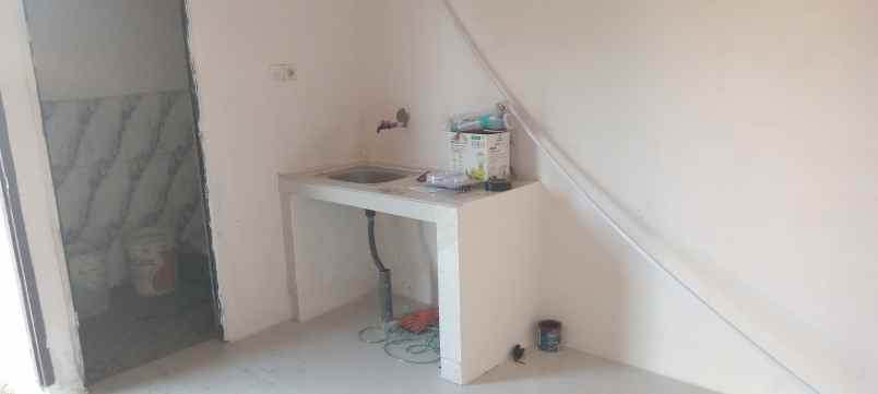 dijual rumah jalan setia negara