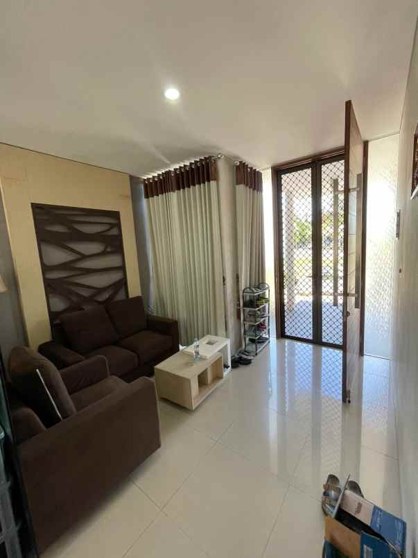 dijual rumah jalan stamford place citraland