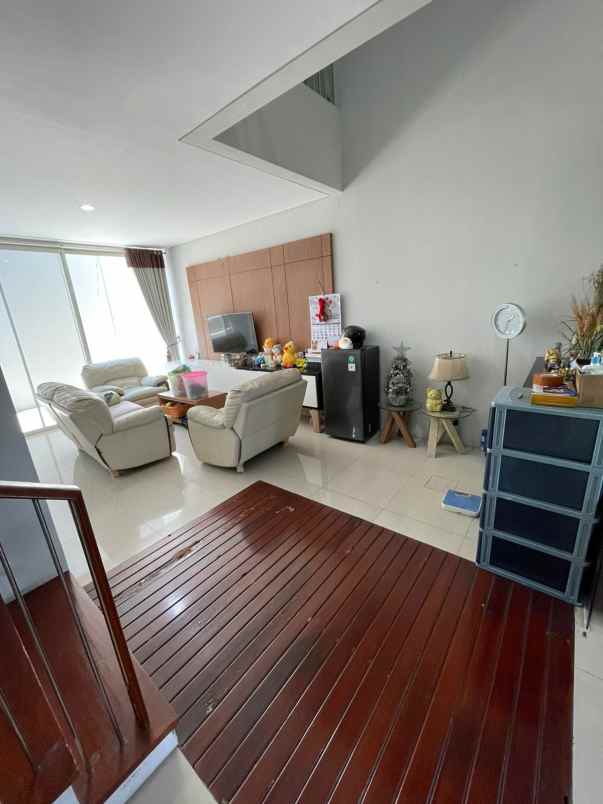 dijual rumah jalan stamford place citraland