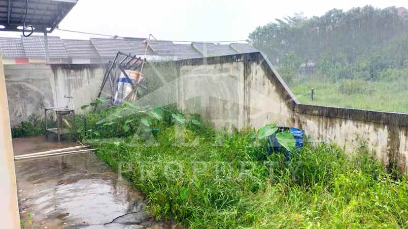 dijual rumah jalan sungai raya dalam