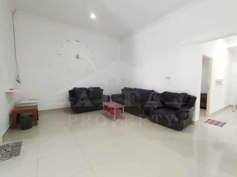 dijual rumah jalan sungai raya dalam