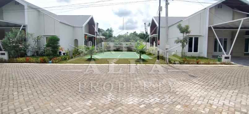 dijual rumah jalan ujung pandang