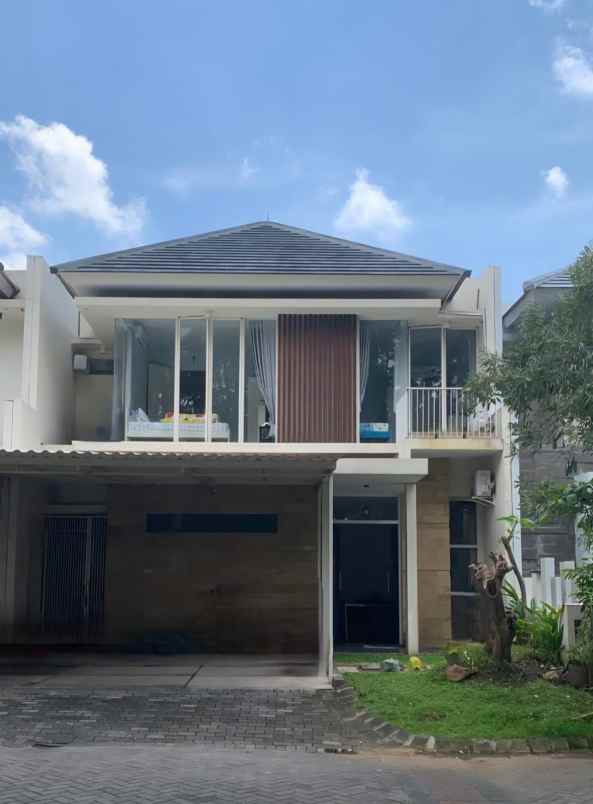 dijual rumah jalan wisata bukit mas