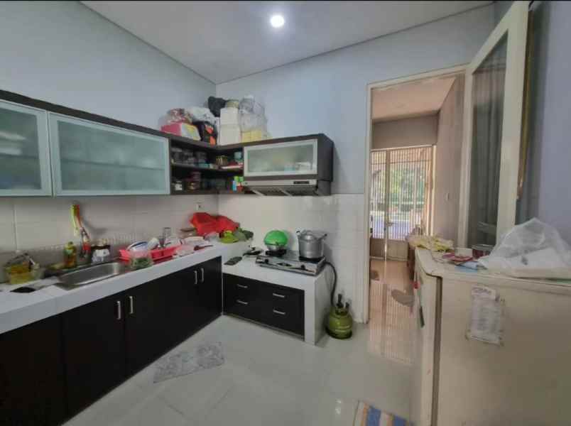 dijual rumah jalan wisata bukit mas