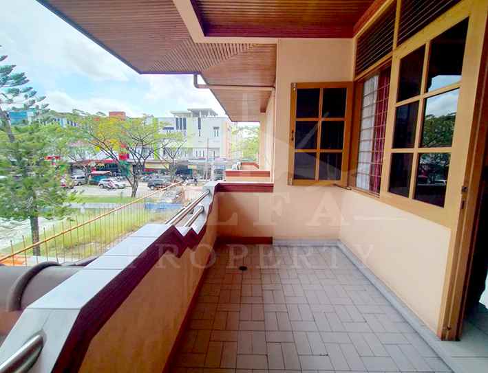 dijual rumah jalan wr supratman
