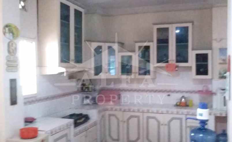 dijual rumah jalan wr supratman