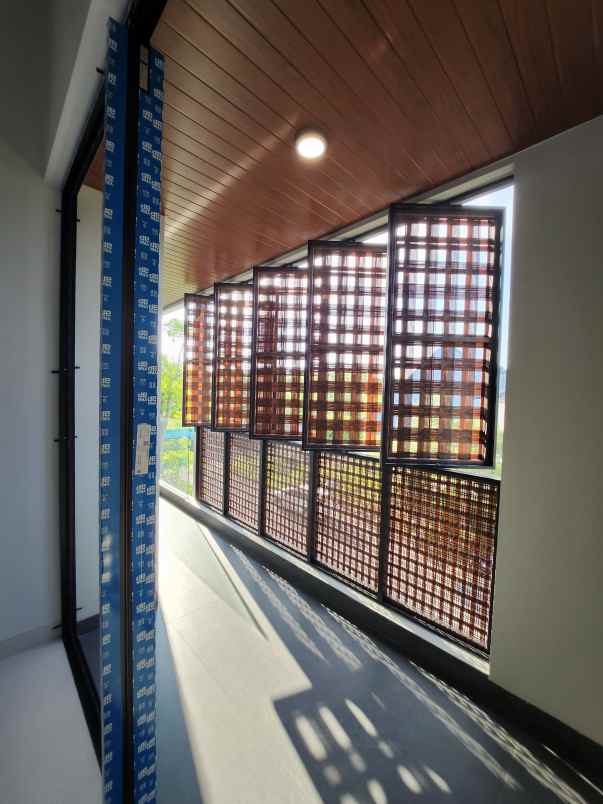 dijual rumah jaln bukit golf