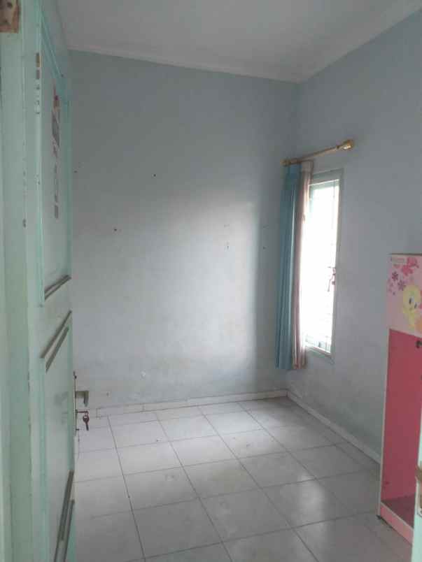 dijual rumah jambangan