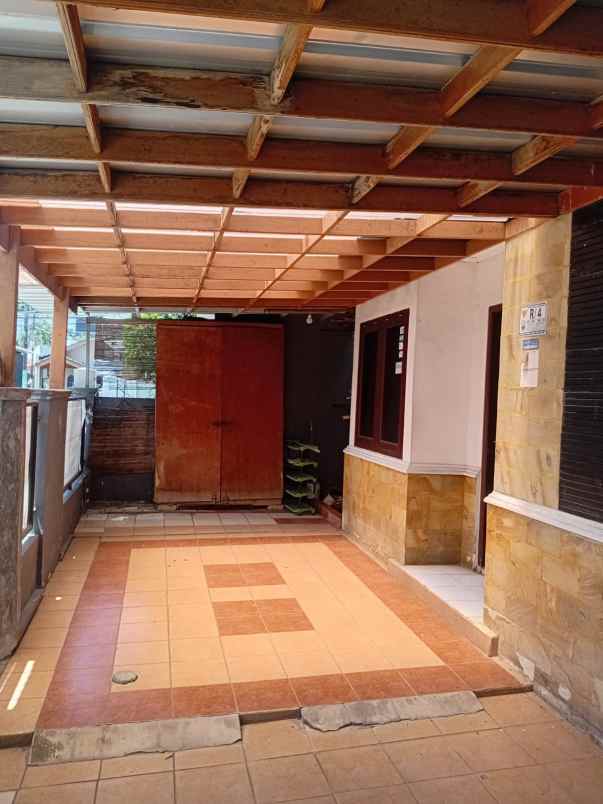dijual rumah jatibening