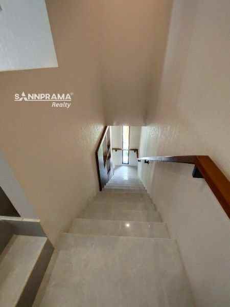 dijual rumah jatirangga