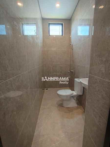 dijual rumah jatirangga