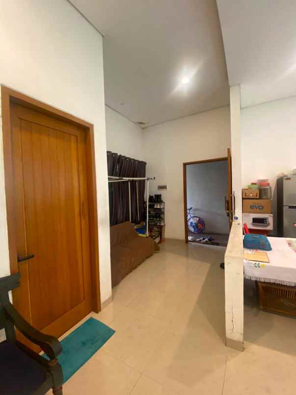 dijual rumah jatiwaringin bekasi