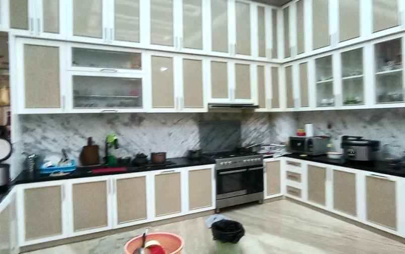 dijual rumah jl antapani