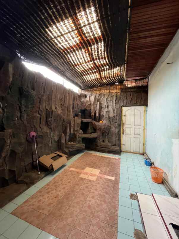 dijual rumah jl arifin ahmad