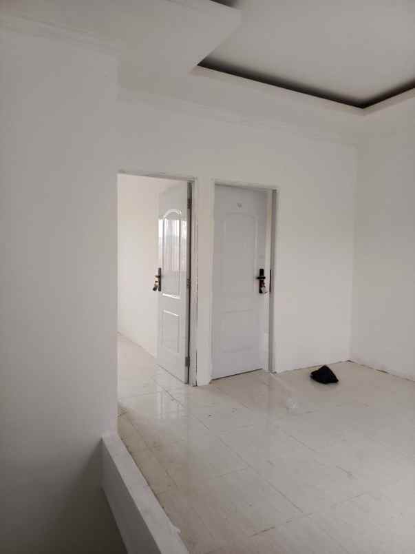 dijual rumah jl bintara 1