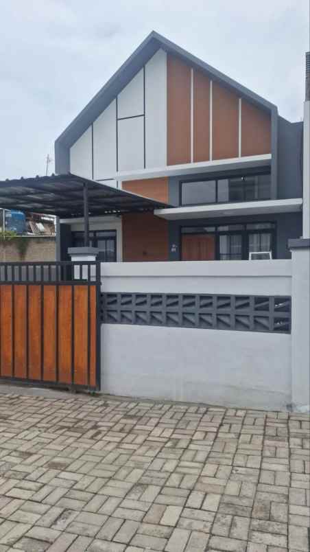 dijual rumah jl cijamil mekarsari ngamprah