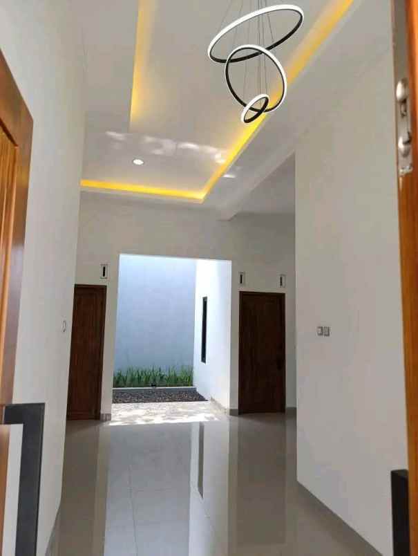 dijual rumah jl godean km 9