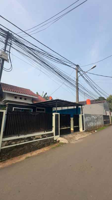 dijual rumah jl h abih jatiluhur