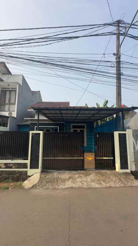 dijual rumah jl h abih jatiluhur