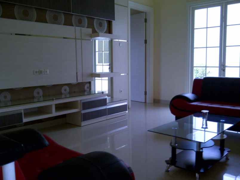 dijual rumah jl hertasning baru aroepala