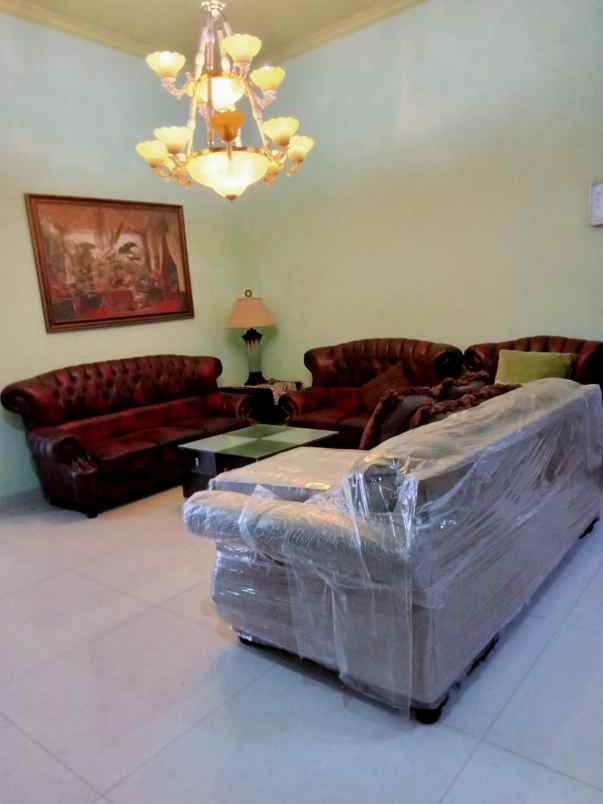 dijual rumah jl hertasning baru aroepala