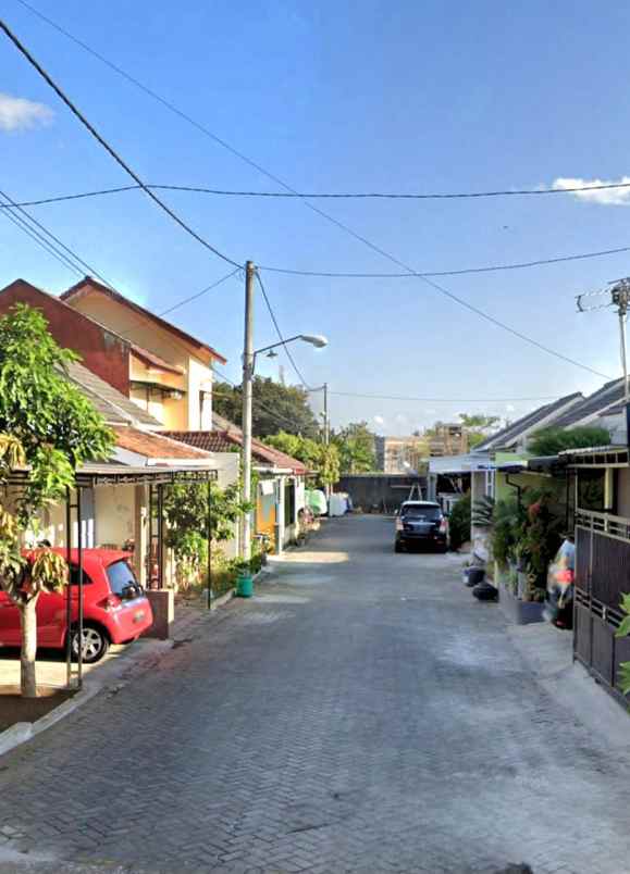 dijual rumah jl imogiri timur