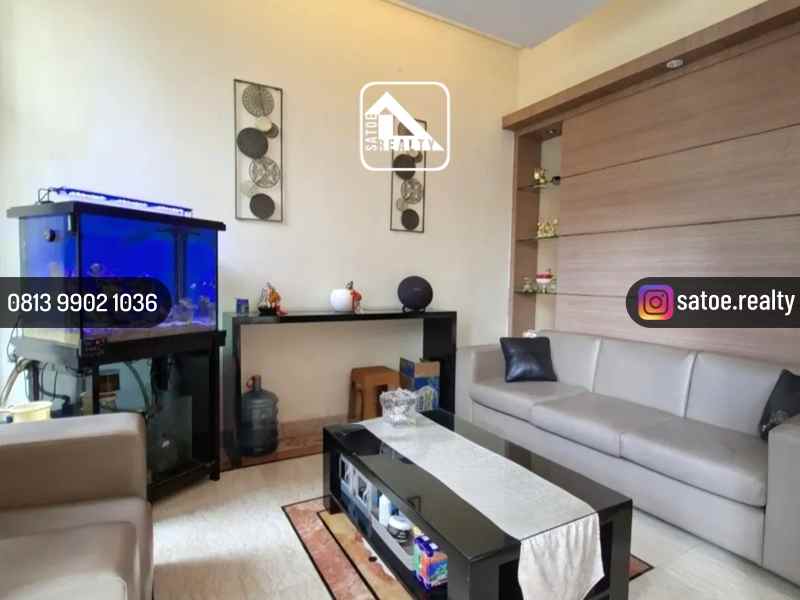 dijual rumah jl kartika utama pondok