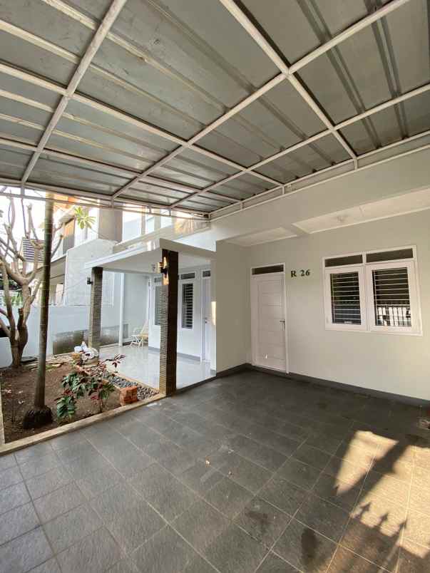 dijual rumah jl kp dukuh kramat jati