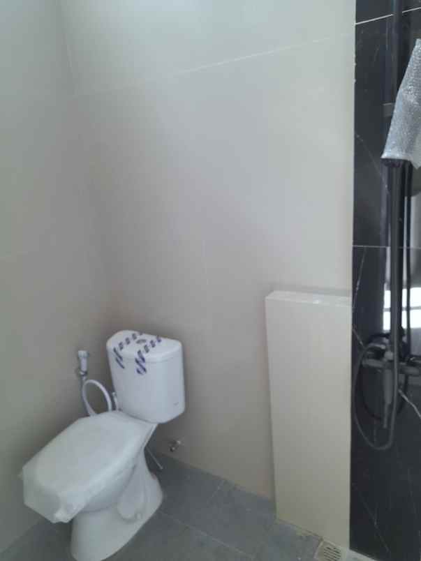 dijual rumah jl merkuri margahayu