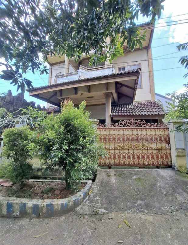 dijual rumah jl paccinongan raya