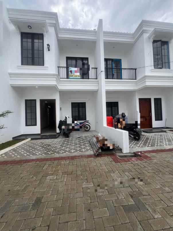 dijual rumah jl pasar kecapi pondok
