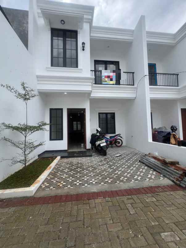 dijual rumah jl pasar kecapi pondok